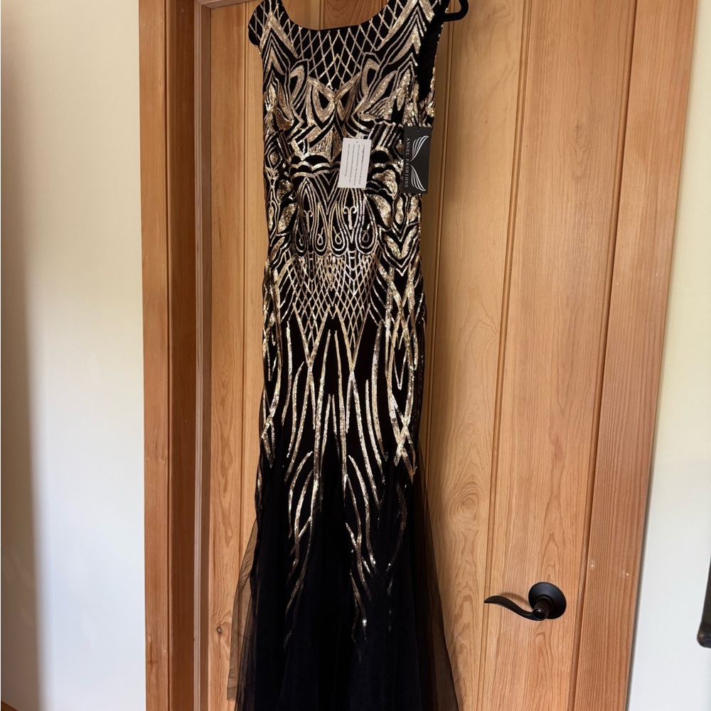 Elegant Black and Gold Evening Dress